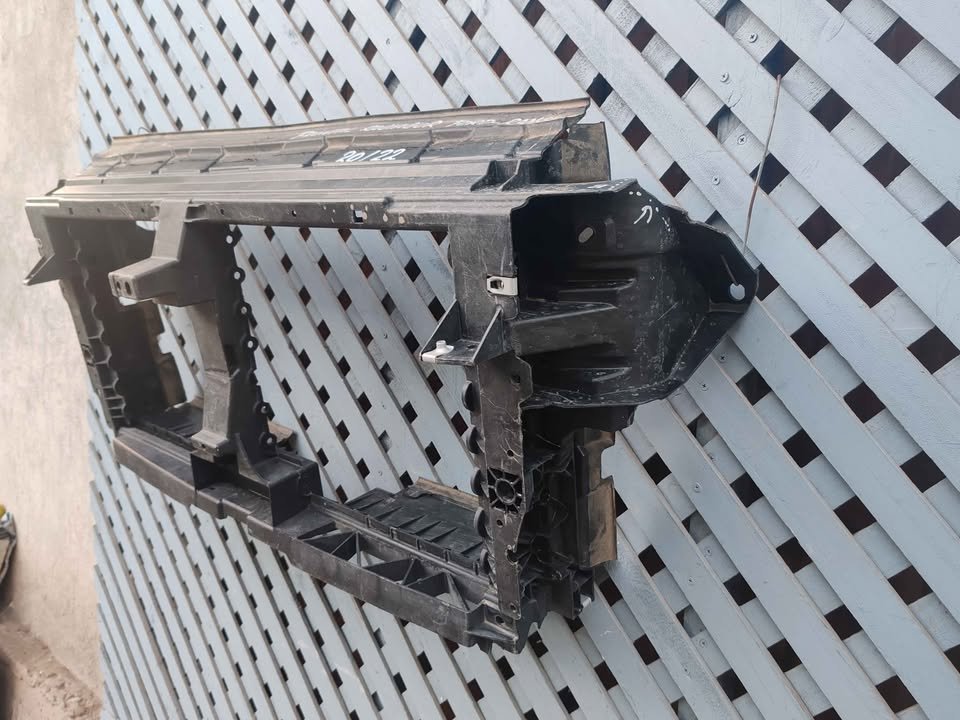 Frontal de radiador Ford Ranger 2020 - 2022 - Imagen 4