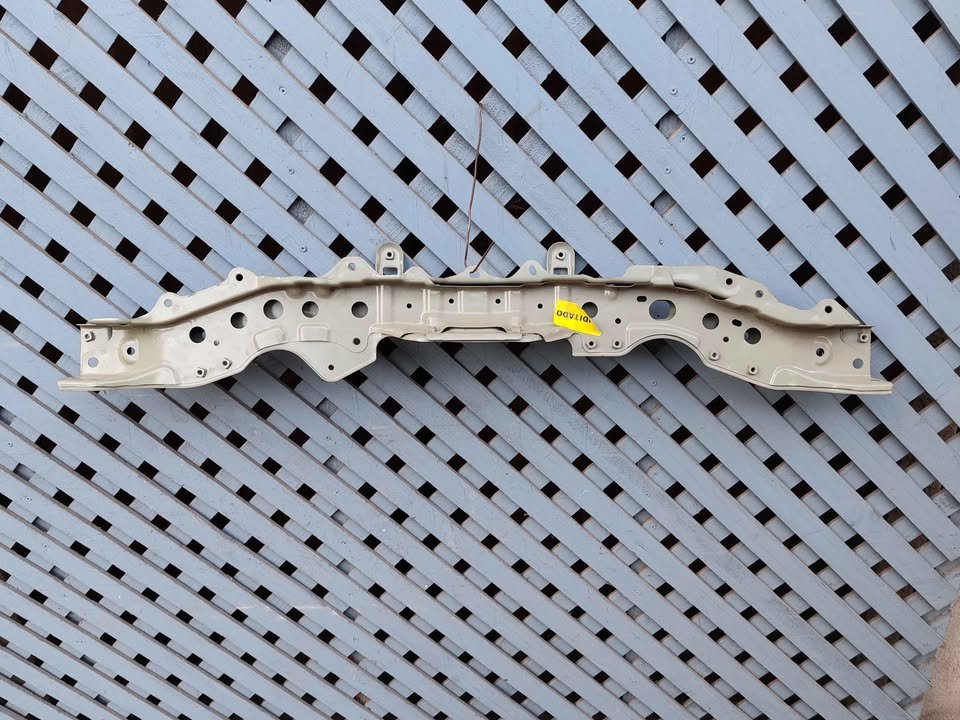 Frontal superior Suzuki Swift 2019 - 2024 - Imagen 6