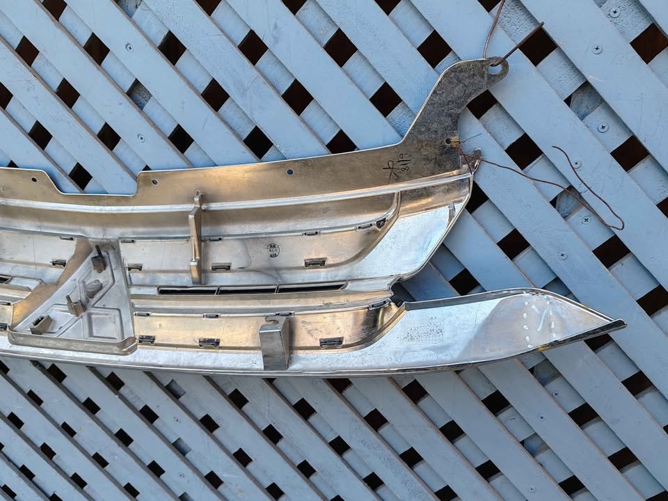 Máscara Mitsubishi Outlander 2016 - 2019 - Imagen 7