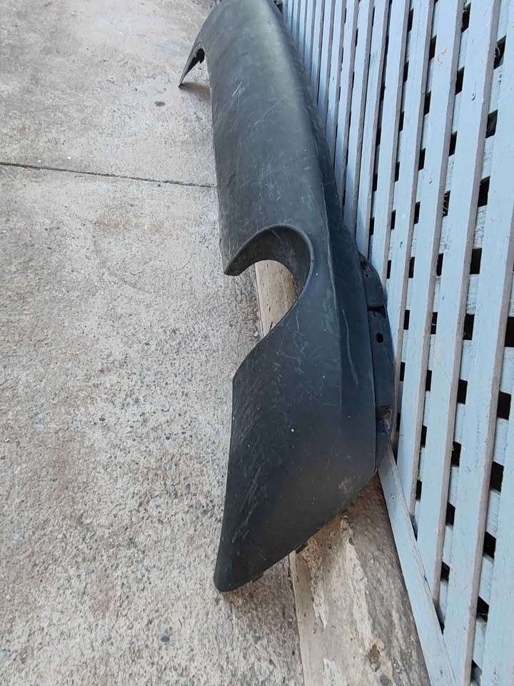 Moldura de parachoque trasero Kia Cerato 2013 - 2017 - Imagen 3