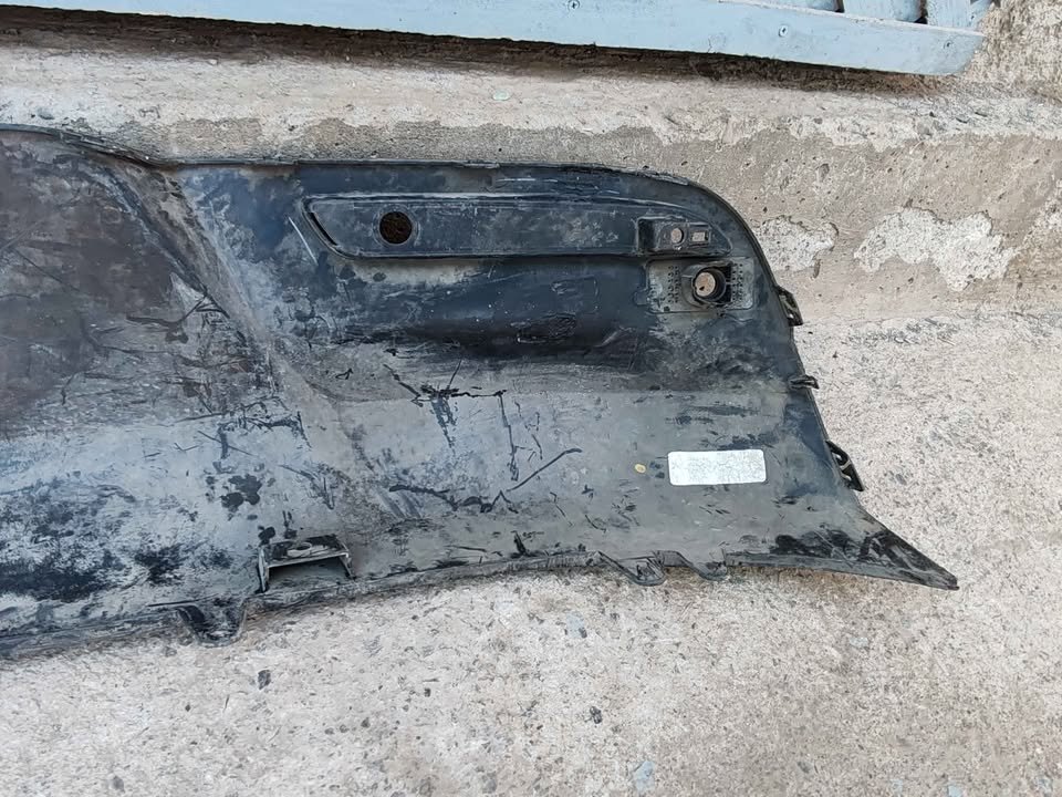 Moldura de parachoque trasero Kia Rio 5 2018 - 2021 - Imagen 6