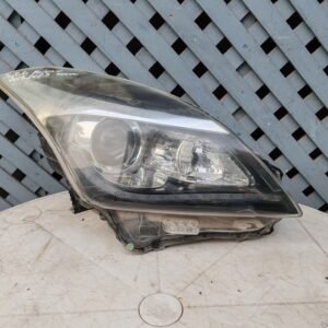 Óptico derecho Suzuki Baleno Xenon 2019 - 2023