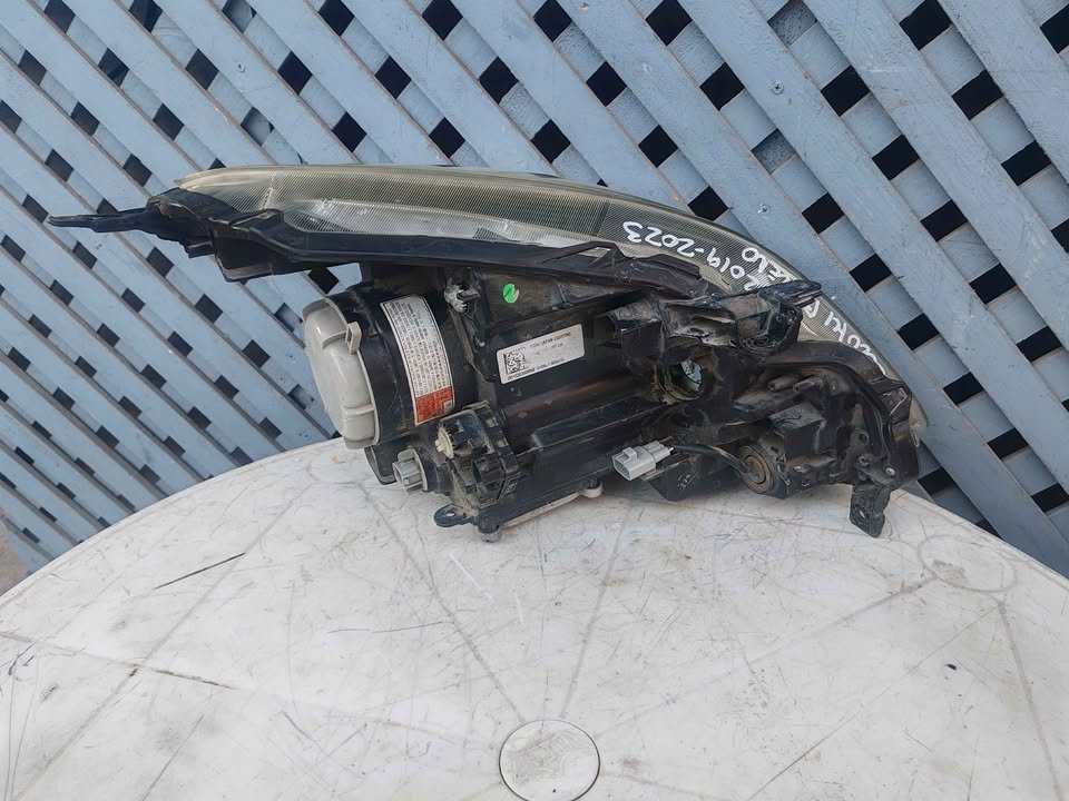 Óptico izquierdo Suzuki Baleno Xenon 2018 - 2023 - Imagen 6