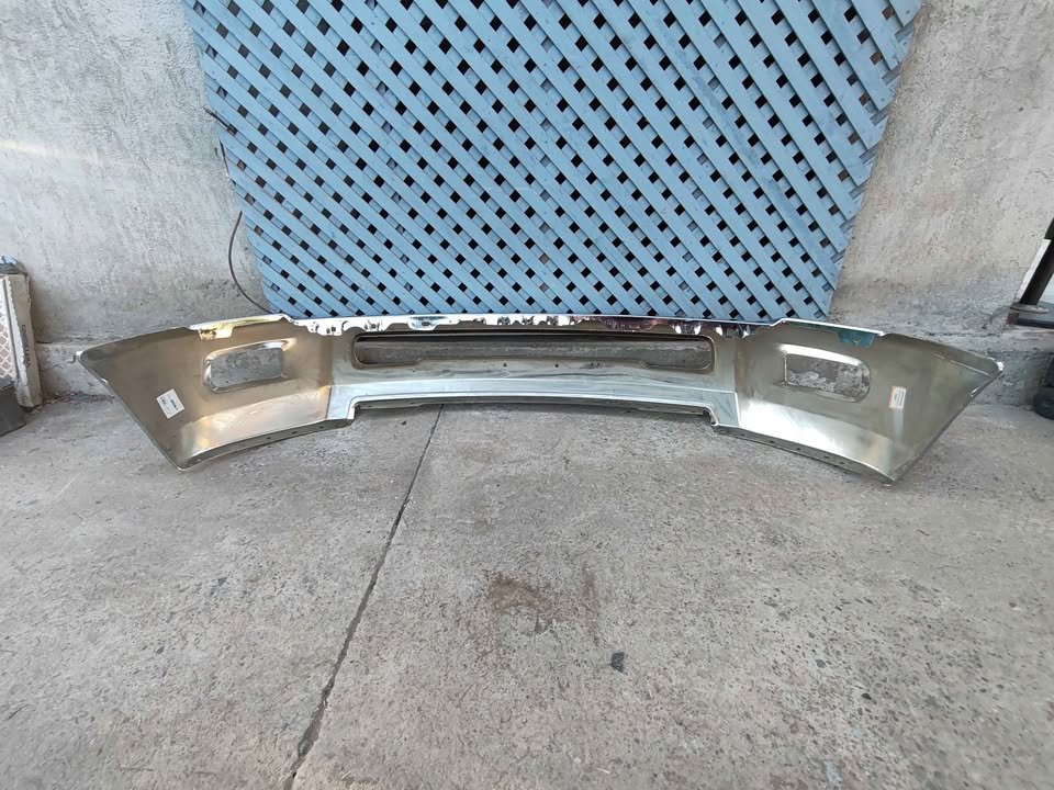 Parachoque delantero Dodge 2500 Laramie 2013 - 2019 - Imagen 8