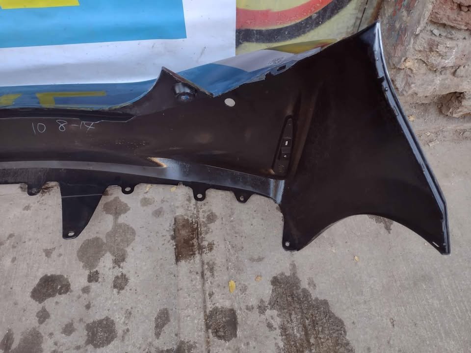 Parachoque trasero Toyota Prius C 2018 - 2020 - Imagen 6
