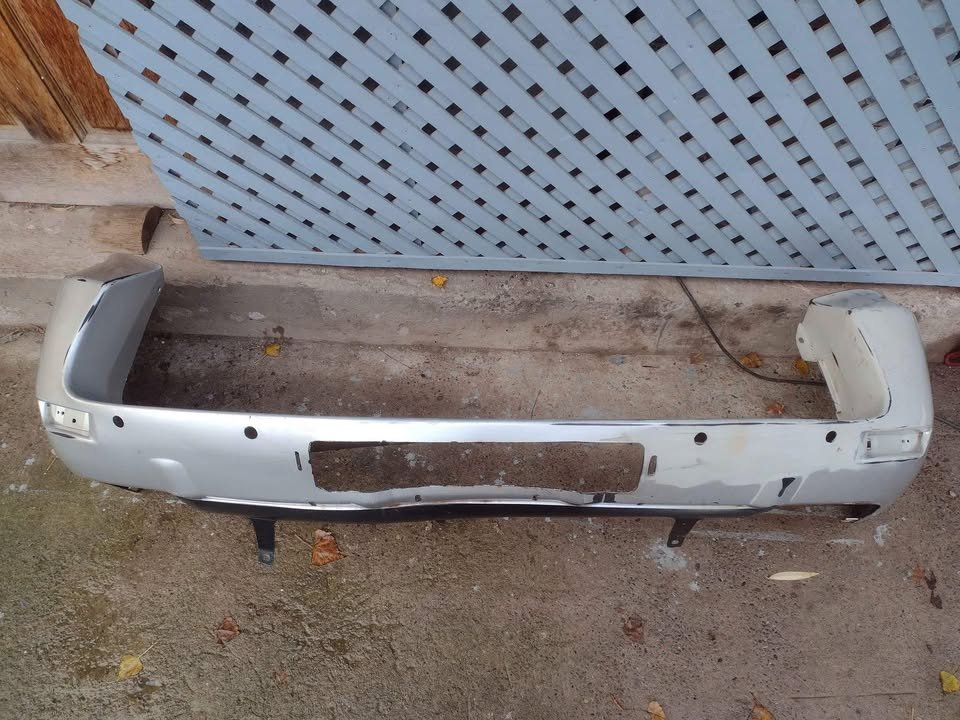 Parachoque trasero Toyota RAV4 2007 - 2009