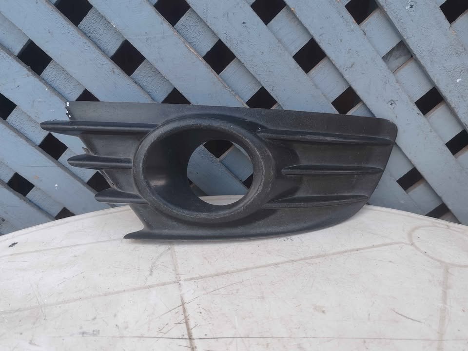 Tapa de neblinero izquierdo Citroen C4 2005 - 2008 (II)