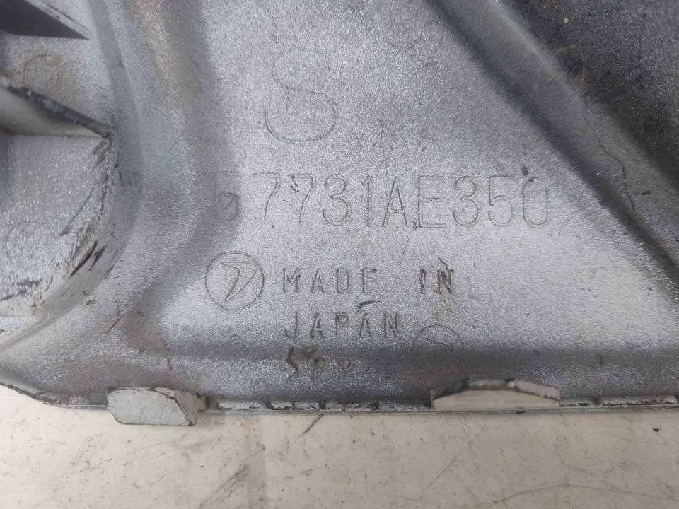 Tapa de remolque subaru Legacy GT 2001 - 2002 - Imagen 3