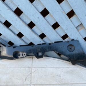 Mensula trasera izquierda Mazda 3 2010 - 2014