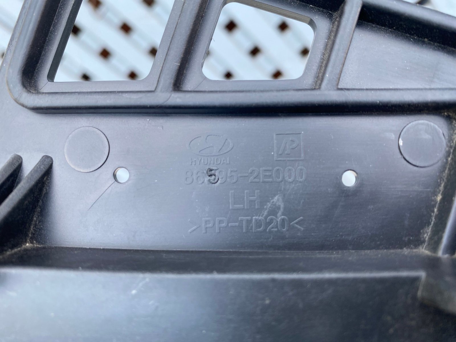 Mensula delantera izquierda Hyundai Tucson 2005 - 2010 - Imagen 3