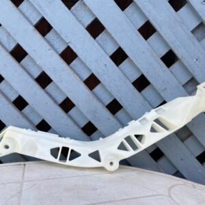 Mensula trasera derecha Mazda 3 2004 - 2009