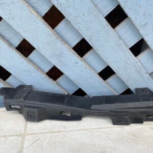 Mensula trasera izquierda Ford Explorer 2006 - 2010