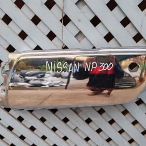 Corner trasero derecho Nissan NP300 cromado 2016 - 2020 (II)