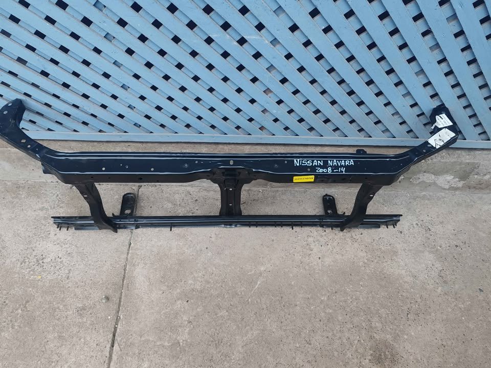 Frontal Nissan Navara 2008 - 2014 - Imagen 2