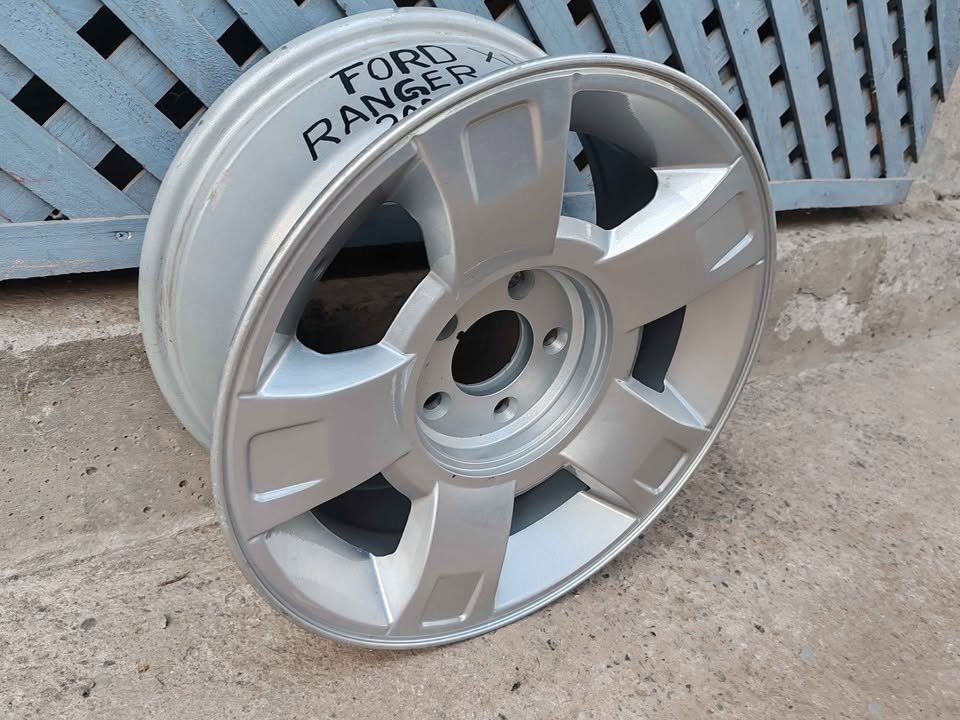 Llanta Ford Ranger 2005 - 2014 - Imagen 2
