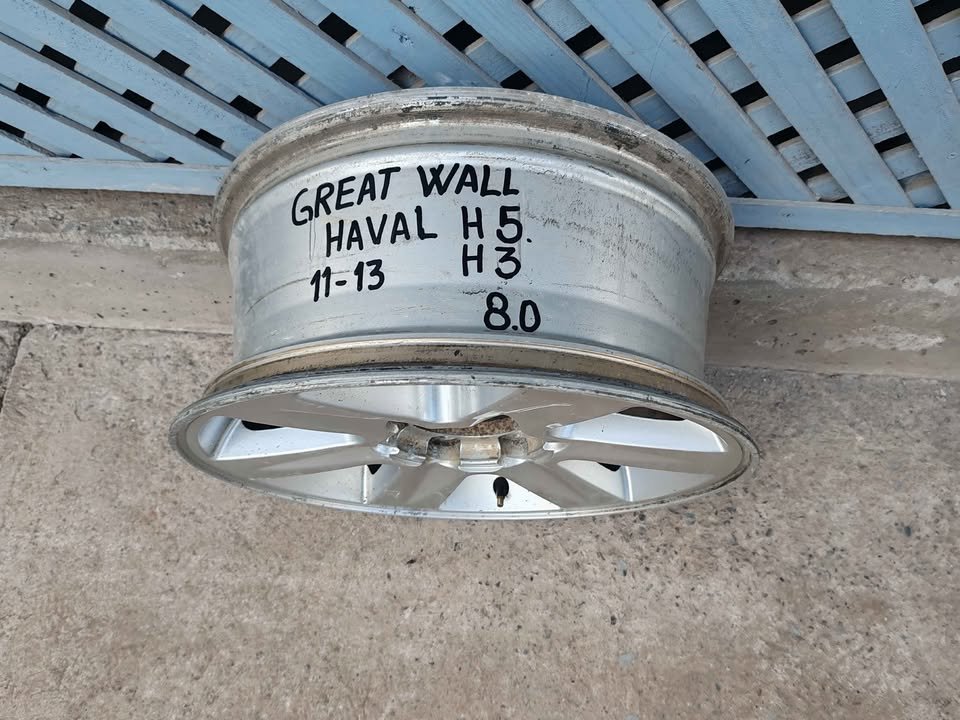 Llanta Great Wall Haval H5 y H3 2011 - 2013 - Imagen 4