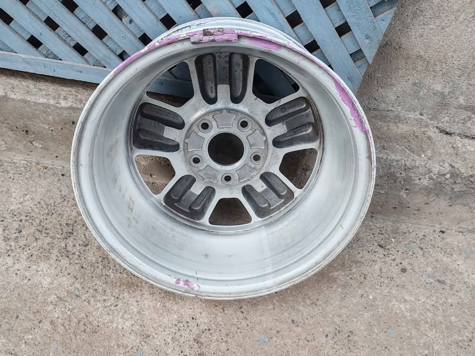 Llanta Jeep Grand Cherokee 2004 - 2010 - Imagen 7