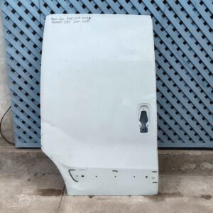 Puerta trasera derecha Fiorino City o Ram Van 700 2011 - 2024