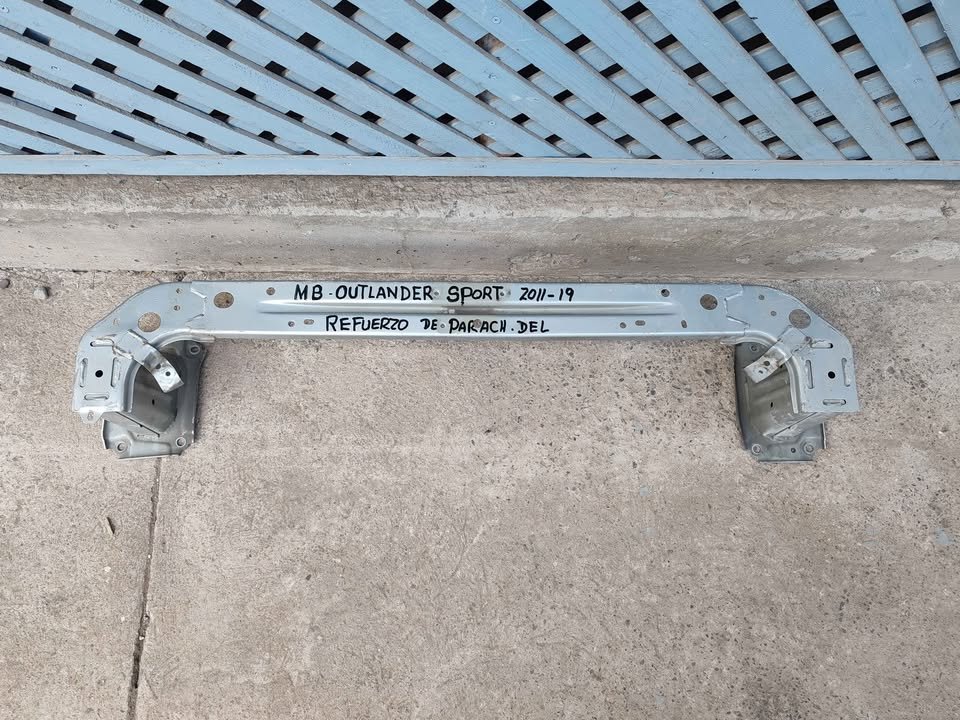 Refuerzo delantero Mitsubishi Outlander 2011 - 2019