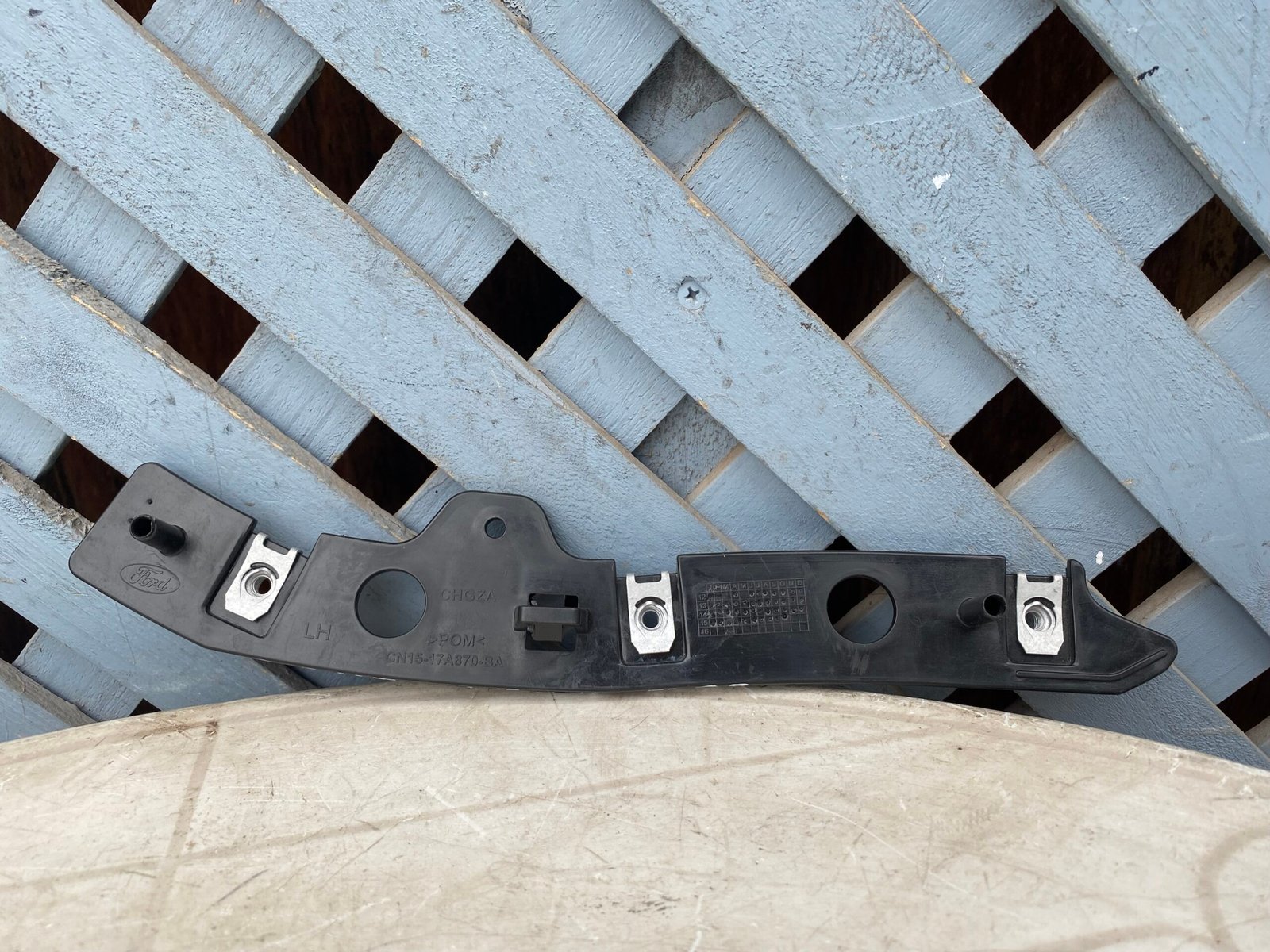 Mensula delantera derecha Ford Ecosport 2013 - 2018