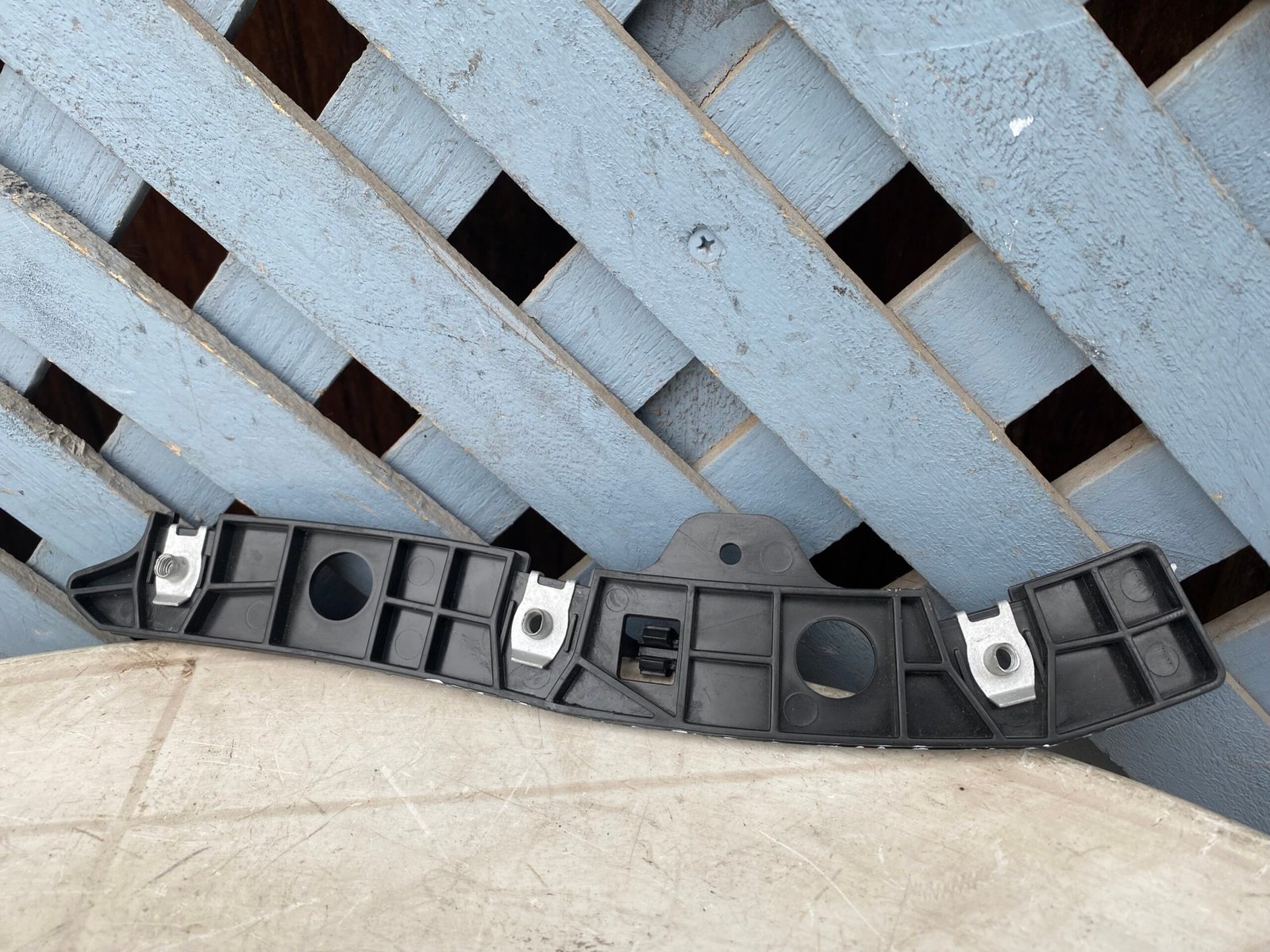 Mensula delantera derecha Ford Ecosport 2013 - 2018 - Imagen 2