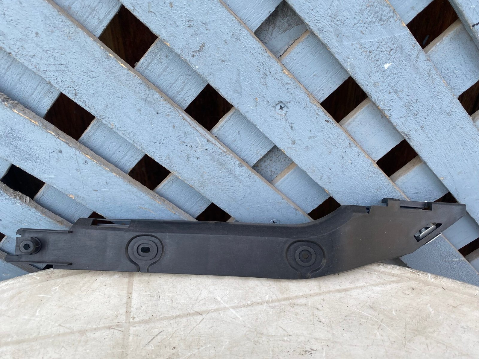 Mensula delantera derecha Chevrolet Zafira 2001 - 2012