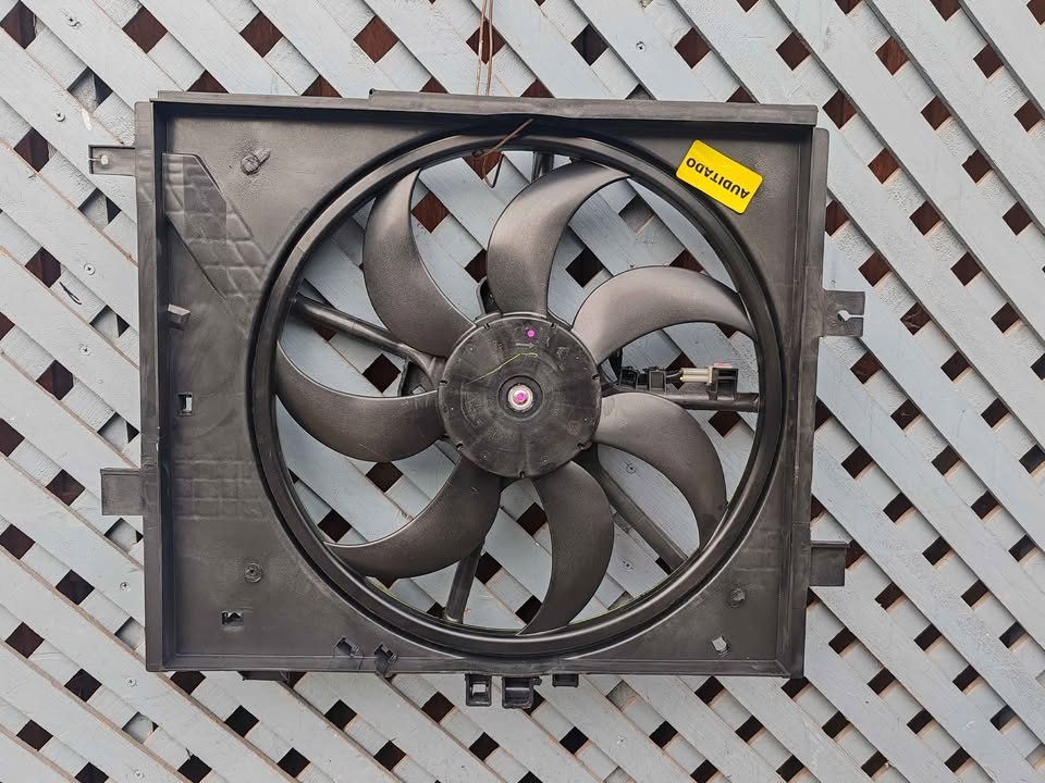 Electroventilador Nissan Versa 2012 - 2019