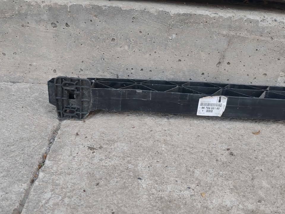 Absorbedor de impacto delantero citroen C Elysee 2012 - 2018 - Imagen 3