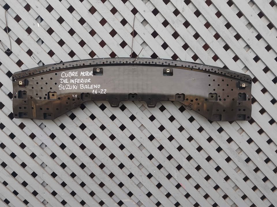 Cubre motor inferior Suzuki Baleno 2016 - 2022