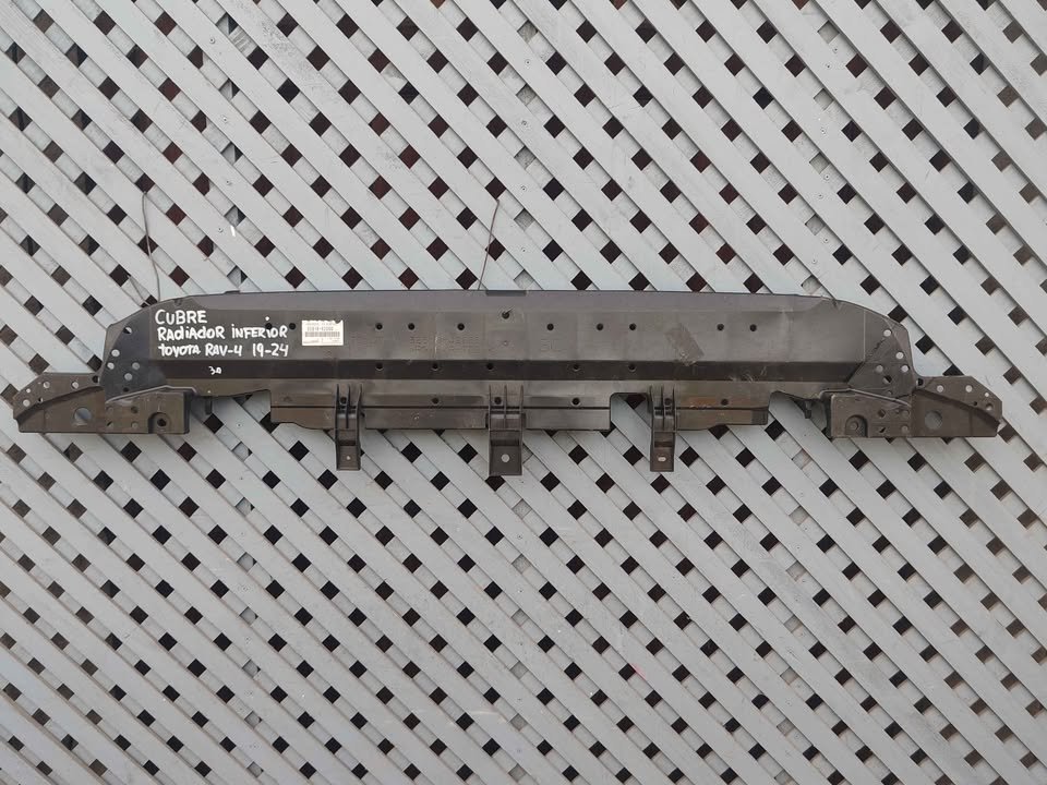 Cubre radiador inferior Toyota RAV4 2019 - 2024
