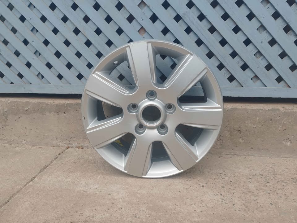 Llanta Volkswagen Amarok 2011 - 2014