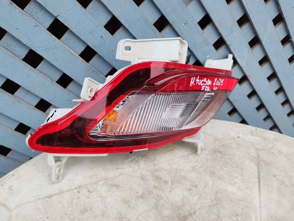 Mica de parachoque trasero izquierdo Hyundai Tucson 2025 - Imagen 2