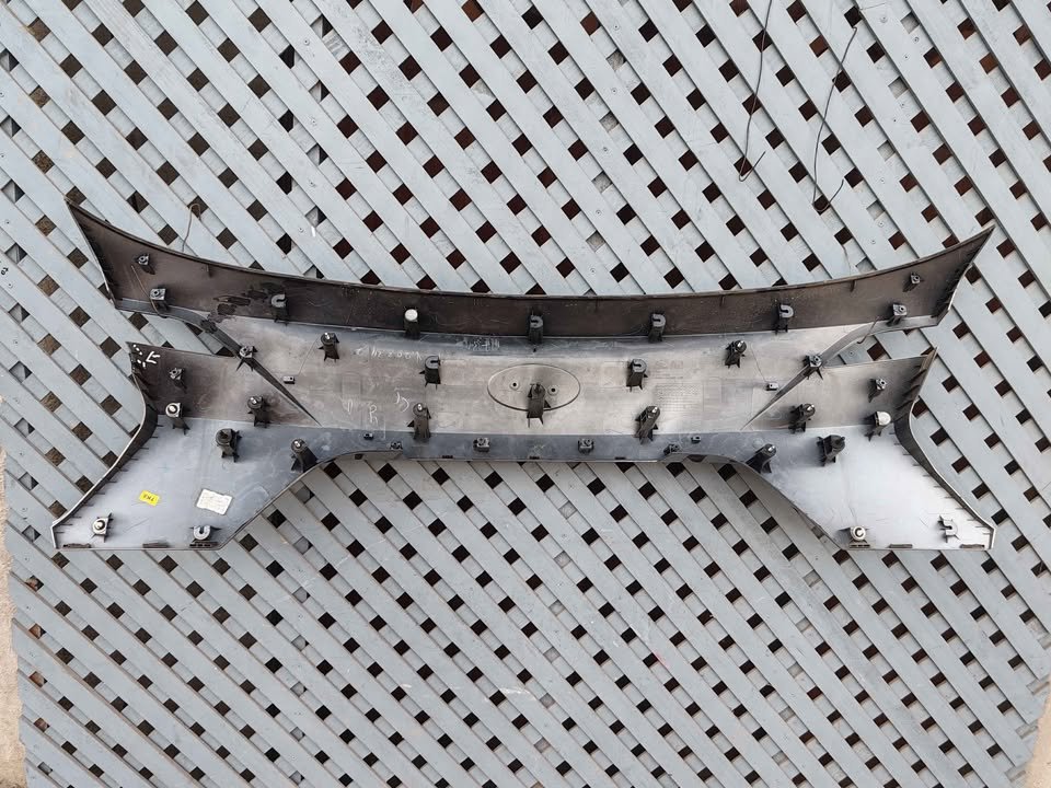 Moldura de portalón Hyundai Creta 2024 - 2025 (III) - Imagen 9