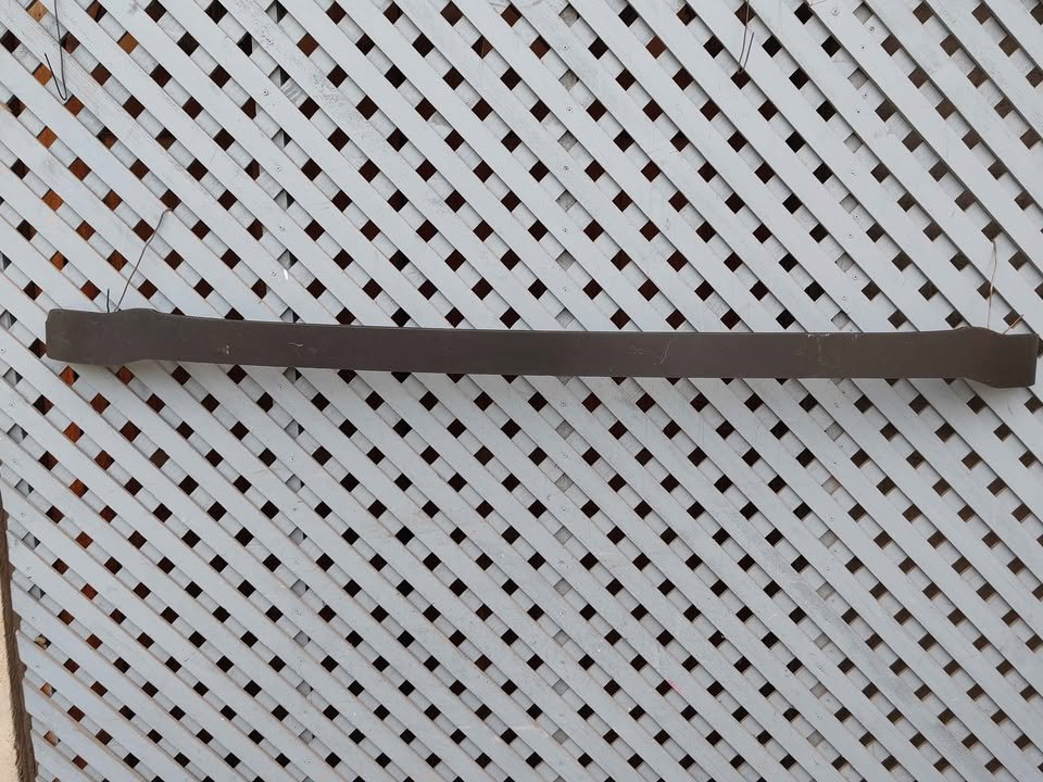 Moldura o bigote inferior de parachoque Ford Ecosport 2017 - 2021