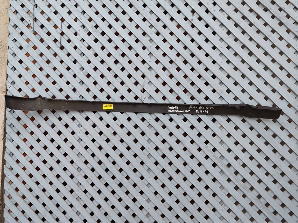 Moldura o bigote inferior de parachoque Ford Ecosport 2017 - 2021 - Imagen 6