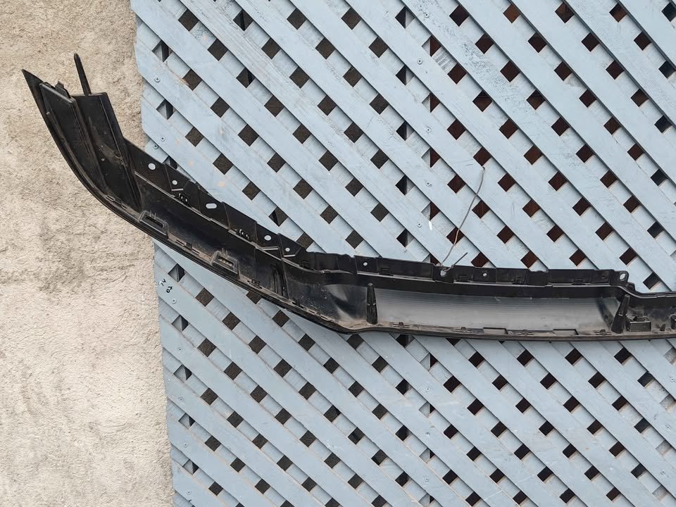 Moldura superior de máscara Dodge RAM 1500 2019 - 2026 - Imagen 5