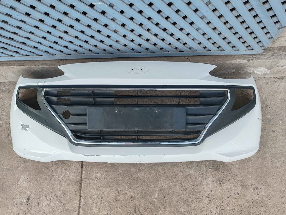 Parachoque delantero Hyundai Atos 2020 - 2023