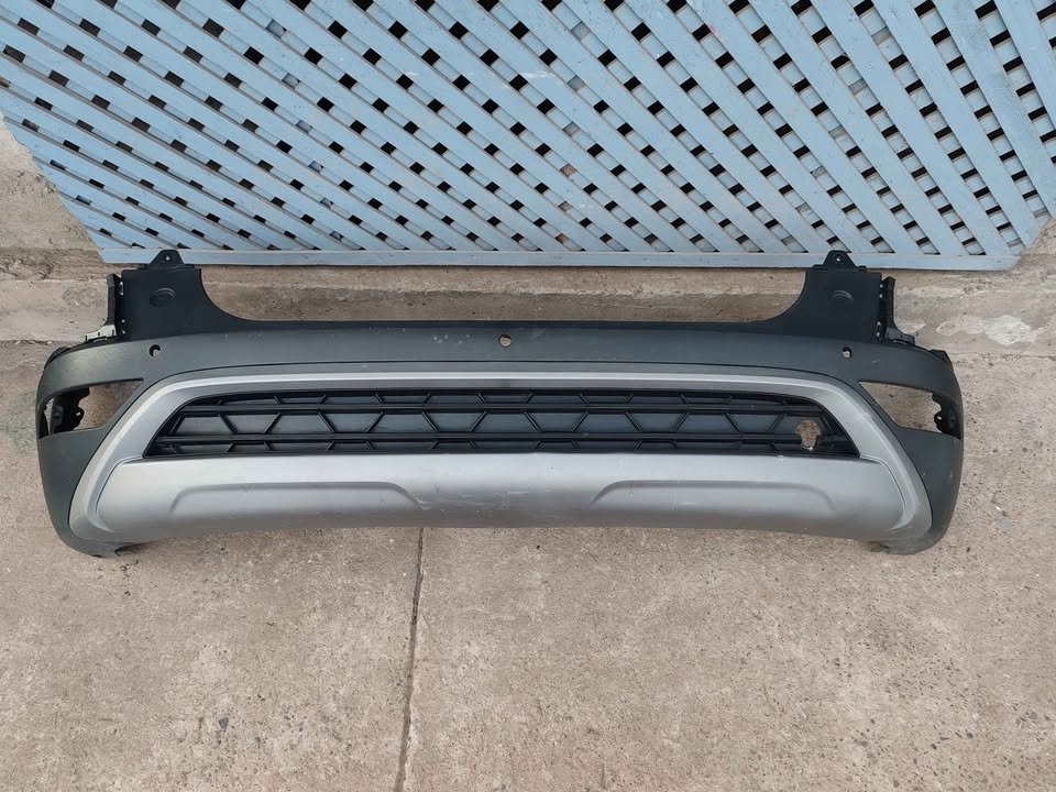 Parachoque delantero Hyundai Creta 2021 - 2023