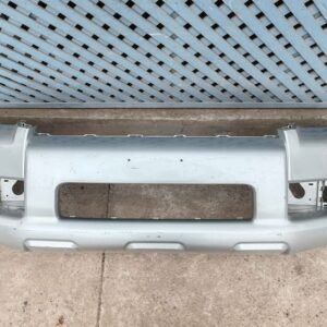 Parachoque delantero Toyota 4runner SR5 2010 - 2011
