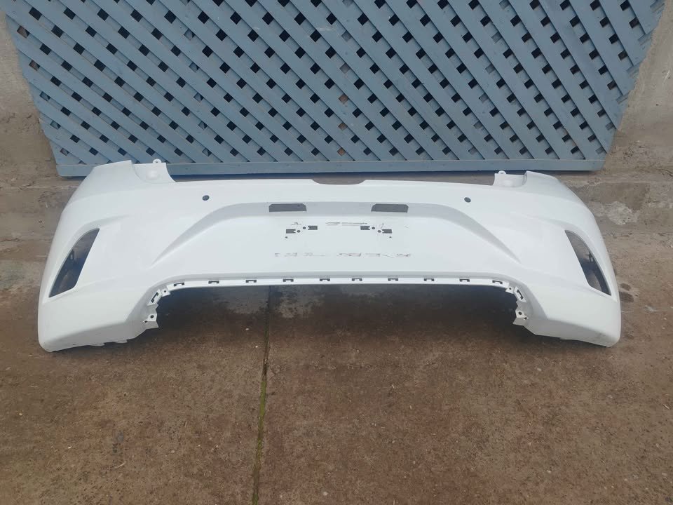 Parachoque trasero Hyundai Grand i10 HB 2022 - 2026 (III) - Imagen 2