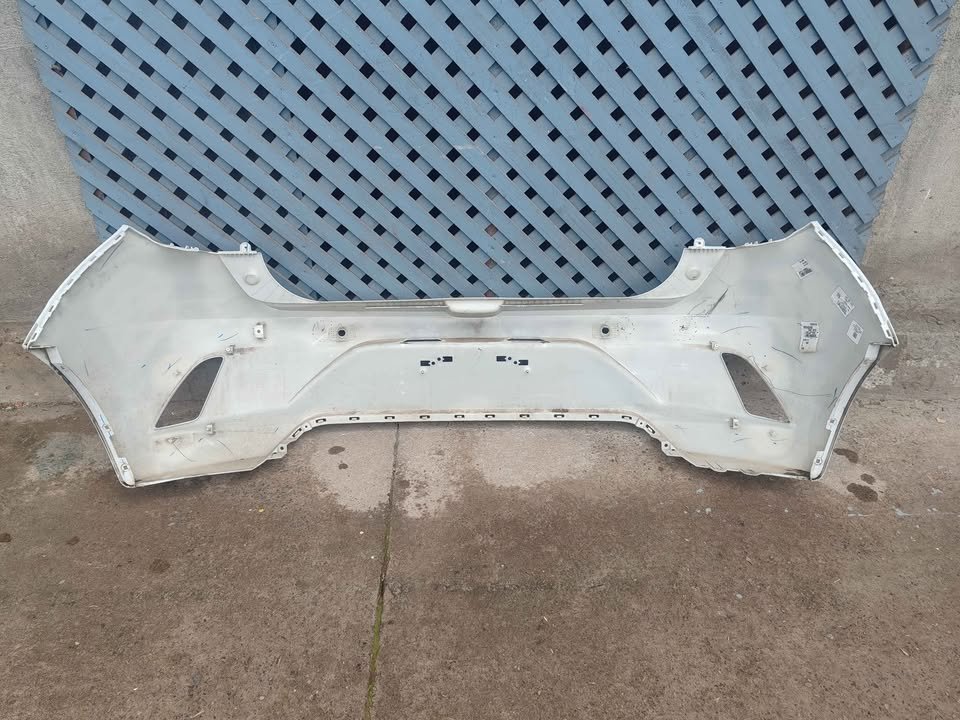 Parachoque trasero Hyundai Grand i10 HB 2022 - 2026 (III) - Imagen 9