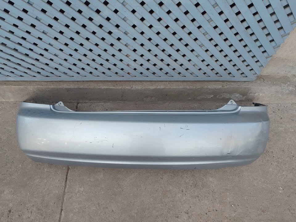 Parachoque trasero Kia Cerato HB 2005 - 2008