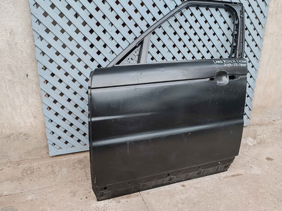 Puerta delantera izquierda Land Rover Range Rover Sport 2014 - 2022 - Imagen 4