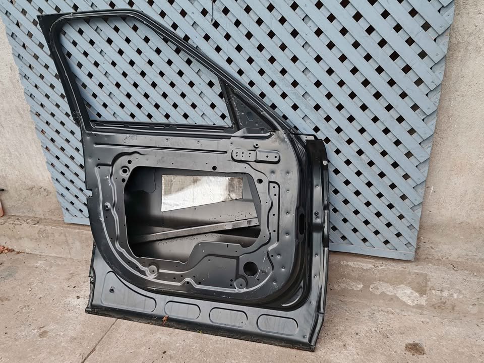 Puerta delantera izquierda Land Rover Range Rover Sport 2014 - 2022 - Imagen 6