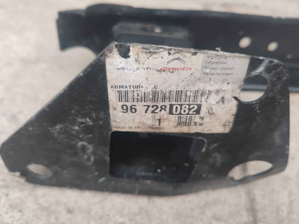 Refuerzo trasero Peugeot 208 2012 - 2018 - Imagen 6