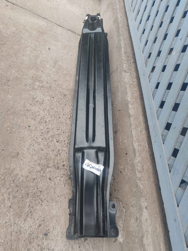 Refuerzo trasero volkswagen Golf MK7 2015 - 2020 - Imagen 3