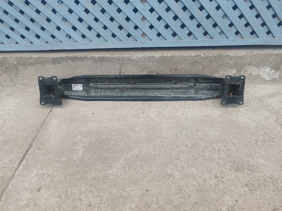 Refuerzo trasero volkswagen Golf MK7 2015 - 2020 - Imagen 6