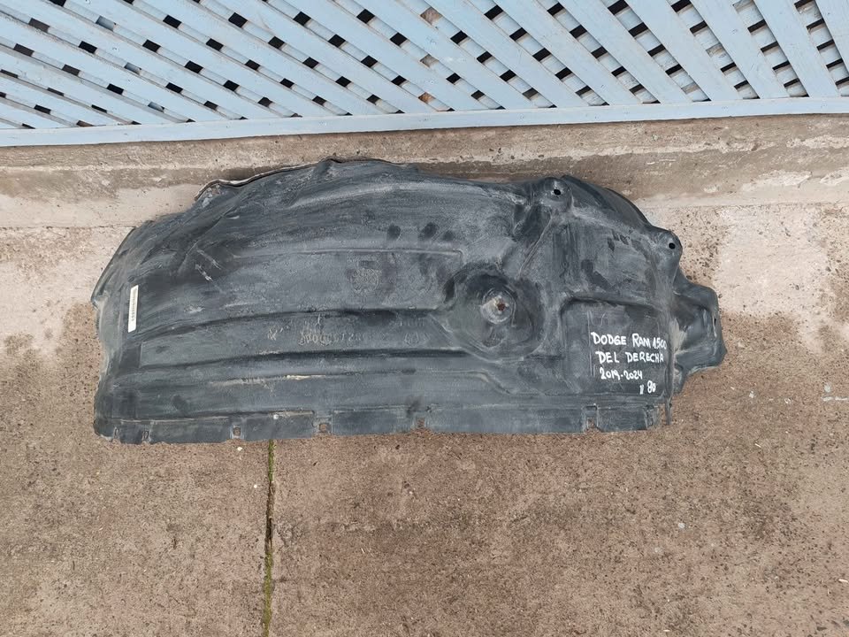 Guardafango delantero derecho Dodge Ram 1500 2019 - 2024