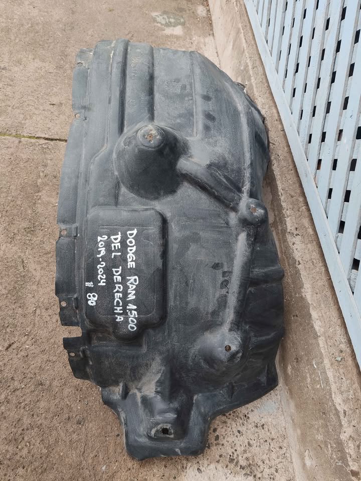 Guardafango delantero derecho Dodge Ram 1500 2019 - 2024 - Imagen 3