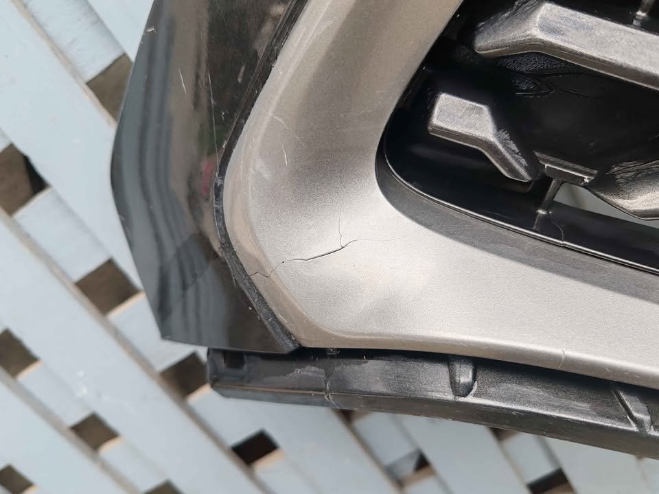 Mascara Toyota Corolla Cross 2022 - 2024 - Imagen 5
